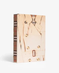 ASSOULINE Burberry^ Fashion|Iconic Brands