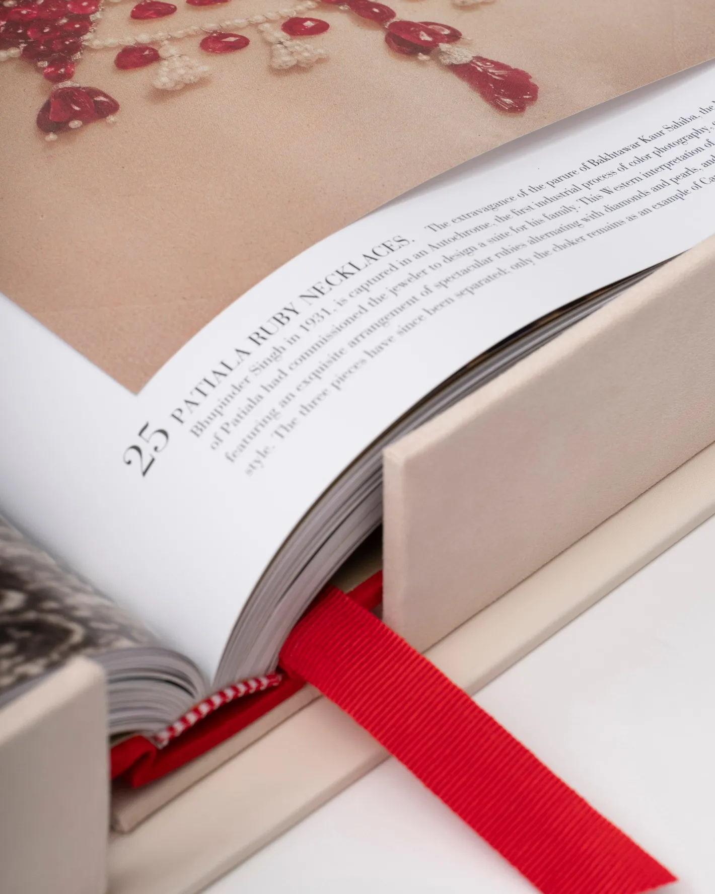 ASSOULINE Cartier: The Impossible Collection^ Iconic Brands|Jewelry & Watches