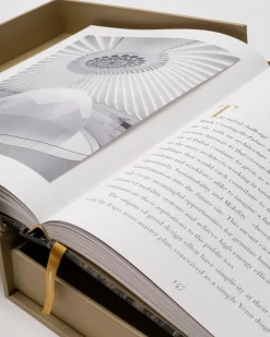 ASSOULINE Expo 2020 Dubai: The Definitive Edition^ Architecture & Design