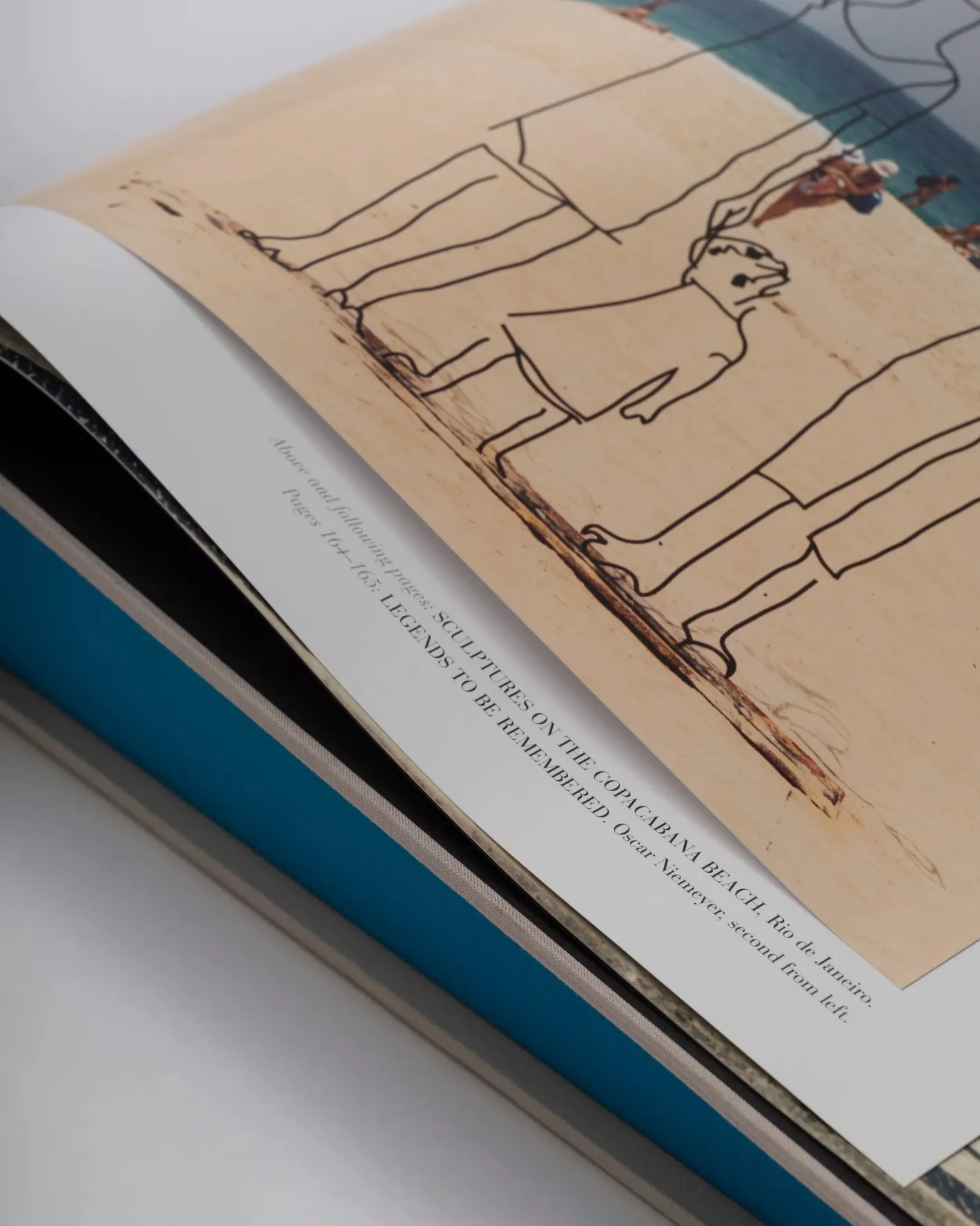 ASSOULINE Oscar Niemeyer^ Architecture & Design