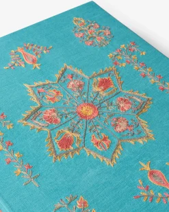 ASSOULINE Uzbekistan Living Treasures: Celebration of Craftsmanship (Special Edition)^ Travel